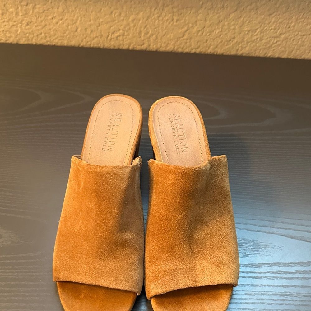 Reaction Kenneth Cole Women's Cognac Tan Suede Mule Sandals Size 6